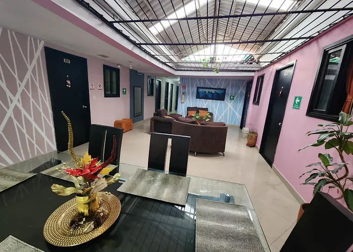 Hotel Laureles Home